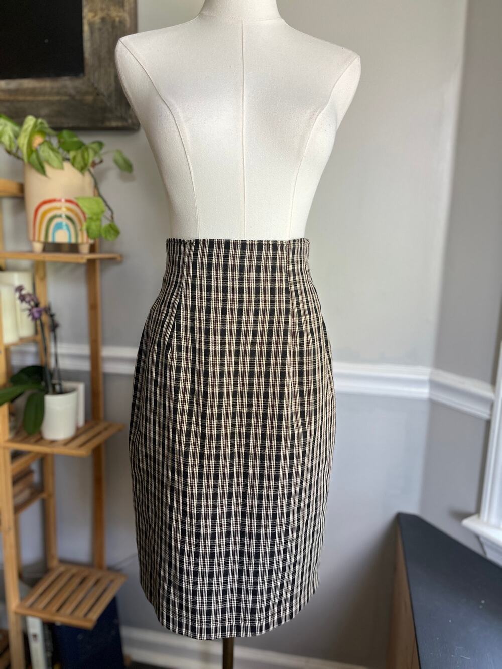 Vintage 90s Plaid Pencil Skirt Black Maroon Cream Academia Size Small